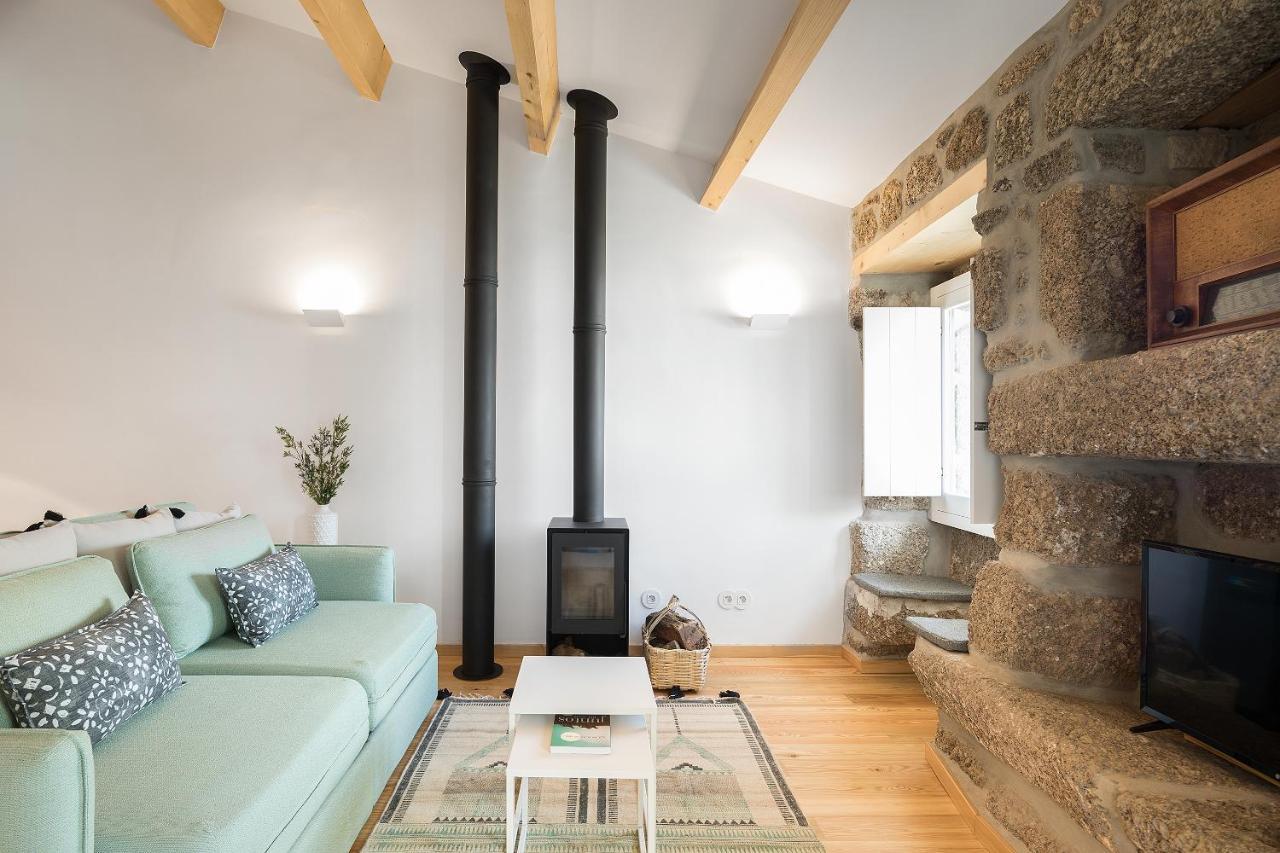 Casas Rossio By Casas Com Estoria Boutique Houses Santa Comba Dao Bagian luar foto